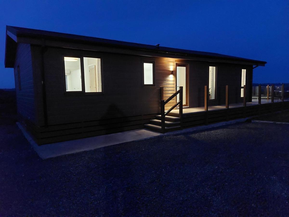 Luxury Family Beechwood Lodge With Hot Tub Lochwinnoch Dış mekan fotoğraf