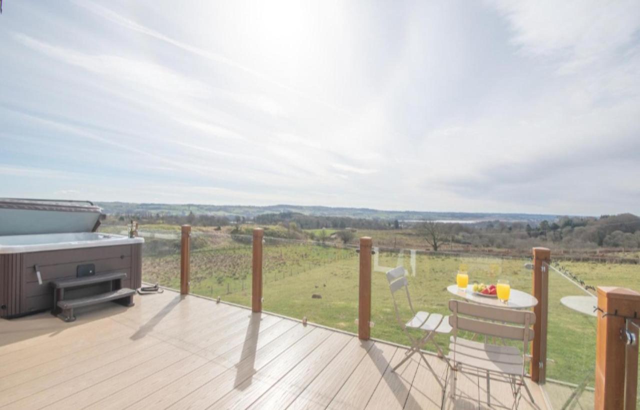 Luxury Family Beechwood Lodge With Hot Tub Lochwinnoch Dış mekan fotoğraf